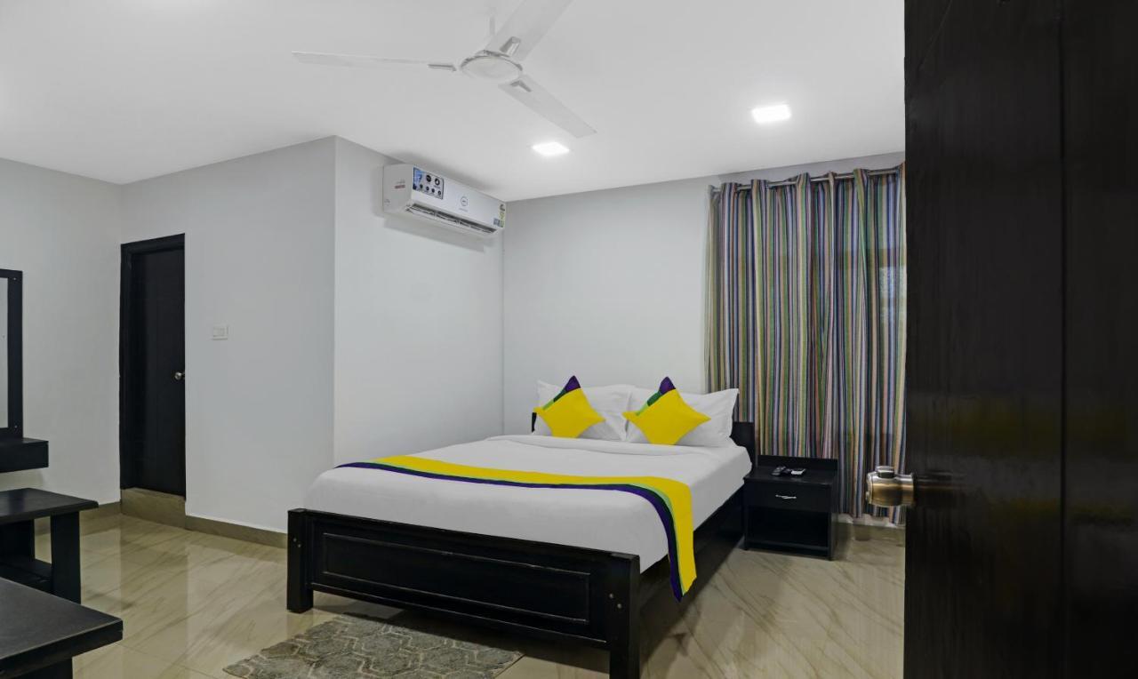 Itsy By Treebo - Lg Grand Inn Hyderabad Eksteriør bilde